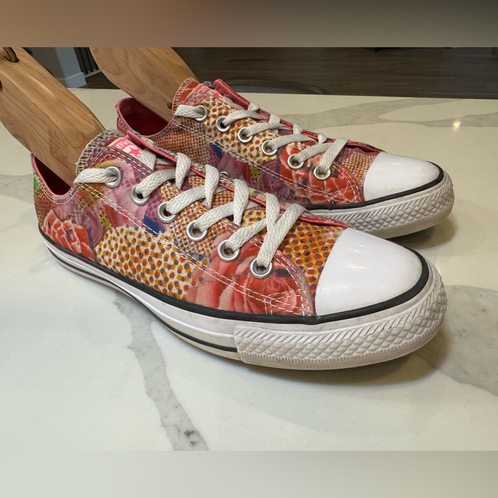 Converse Chuck Taylor “Digital Ox” Wmn’s Size 8 All-Star Floral Low-Top Sneakers - Picture 4 of 13